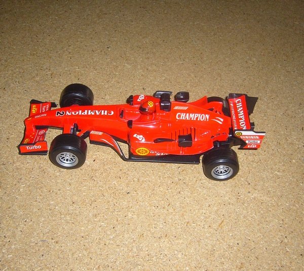 VOITURE DE COURSE SONORE